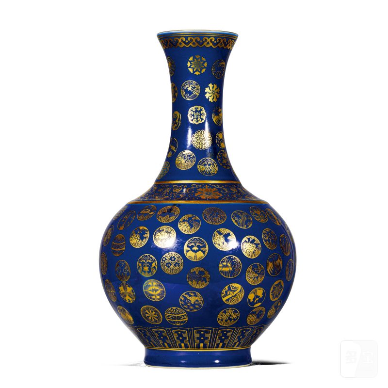 清光绪 霁蓝描金皮球花纹赏瓶